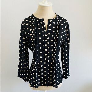 Black and cream polka dot 3/4 sleeve blouse